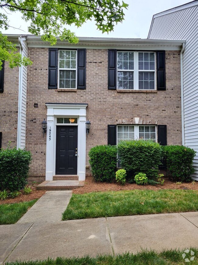 Best Luxury Jetton Cove Apartments for Rent Cornelius, NC 1 Rentals