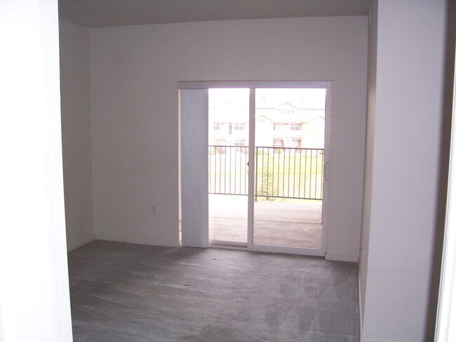 Building Photo - 2896 W Riverwalk Cir