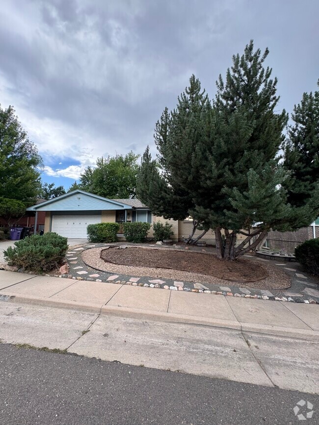 Building Photo - 2846 S Joslin Ct