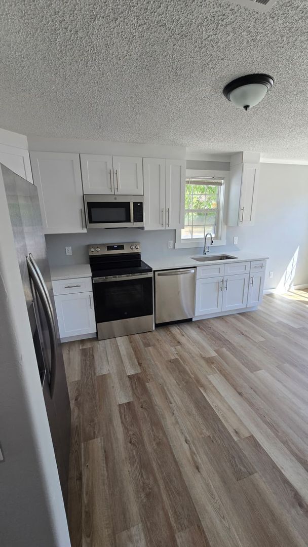 Foto del edificio - Updated South St. Petersburg Home – Comfortable Living in a Convenient Location! 4bed|2bath