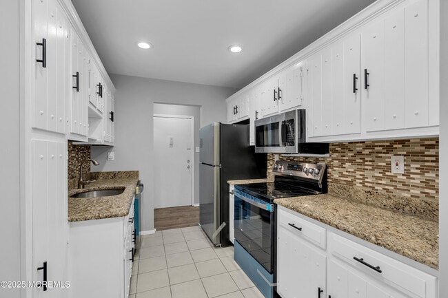 Building Photo - 145 Cross Slope Ct