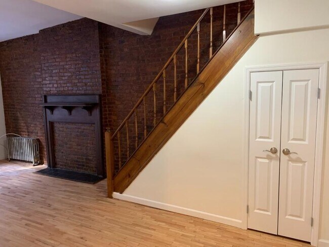 Building Photo - 2 bedroom in New York NY 10024