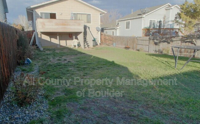 Foto del edificio - 709 Wade Rd