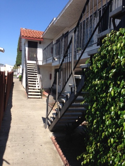 Building Photo - 4162 Estrella Ave