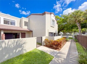 Building Photo - 10505 SW 153rd Ct