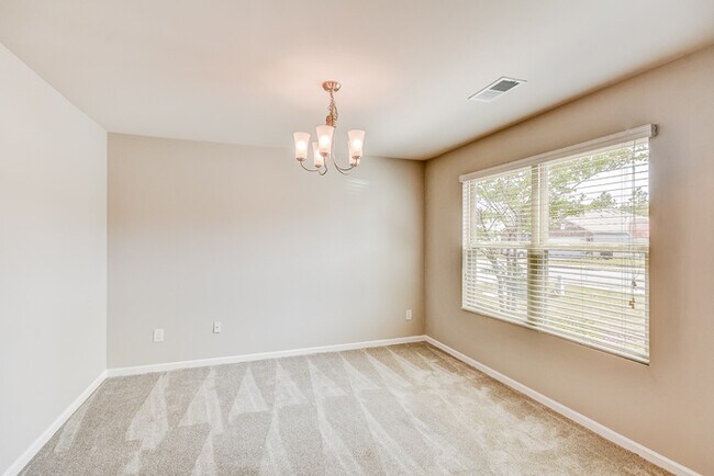 Foto del edificio - 217 Addison Dr