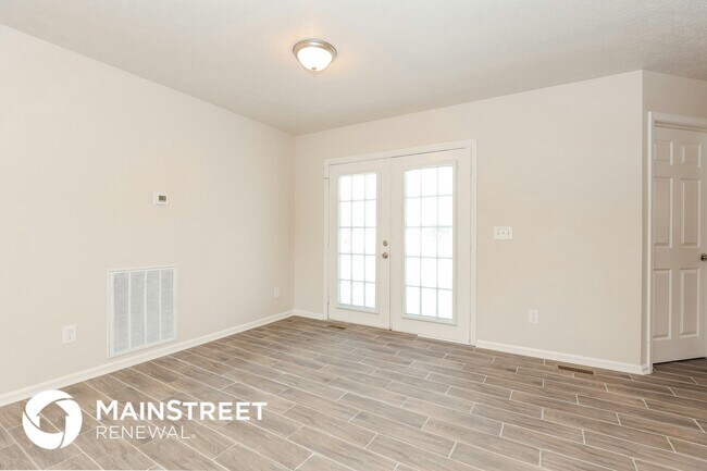 Building Photo - 426 Sondra Dr