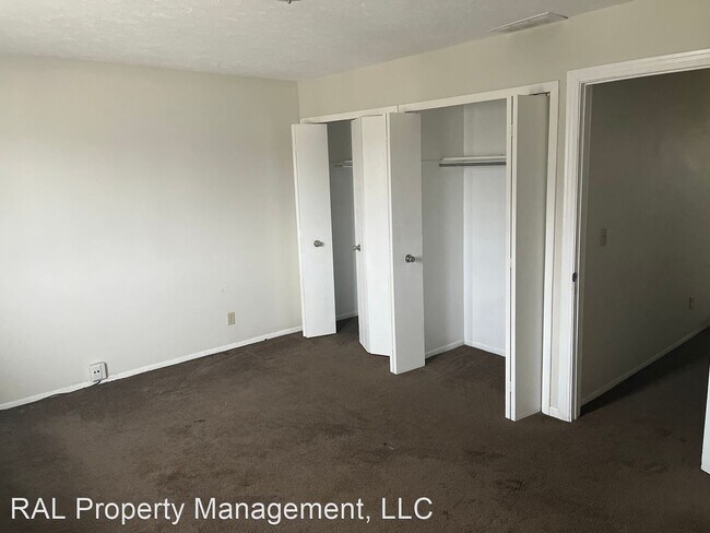 Foto del edificio - 3 br, 1 bath House - 1394 e 263