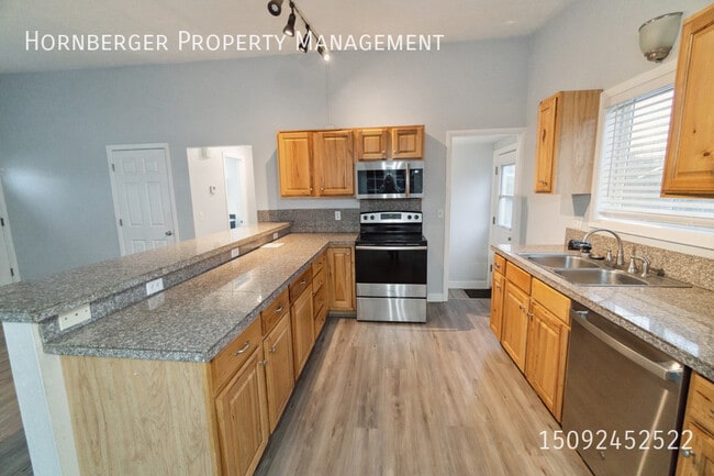 Building Photo - 12211 E 25th Ave