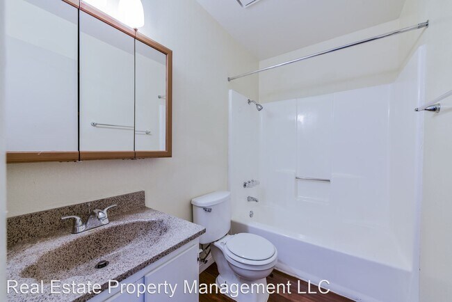 Building Photo - 2 br, 1 bath House - 4930 E OWENS UNIT A