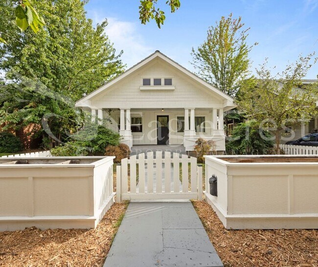 Building Photo - Bright and Airy Two-Bedroom; One-Bathroom ...
