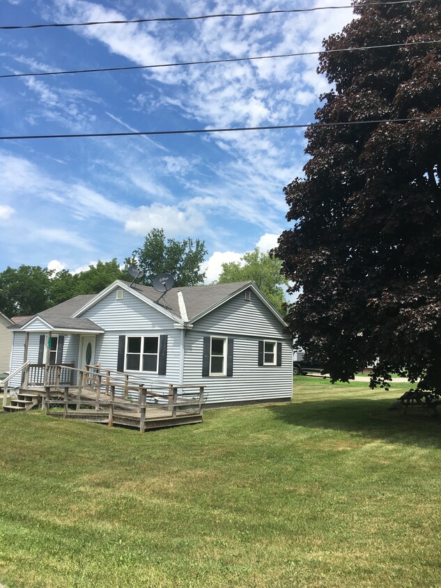 10 Gump Rd, Castleton, VT 05735 House for Rent in Castleton, VT