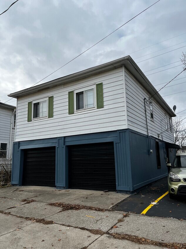 Primary Photo - 2830 9th St