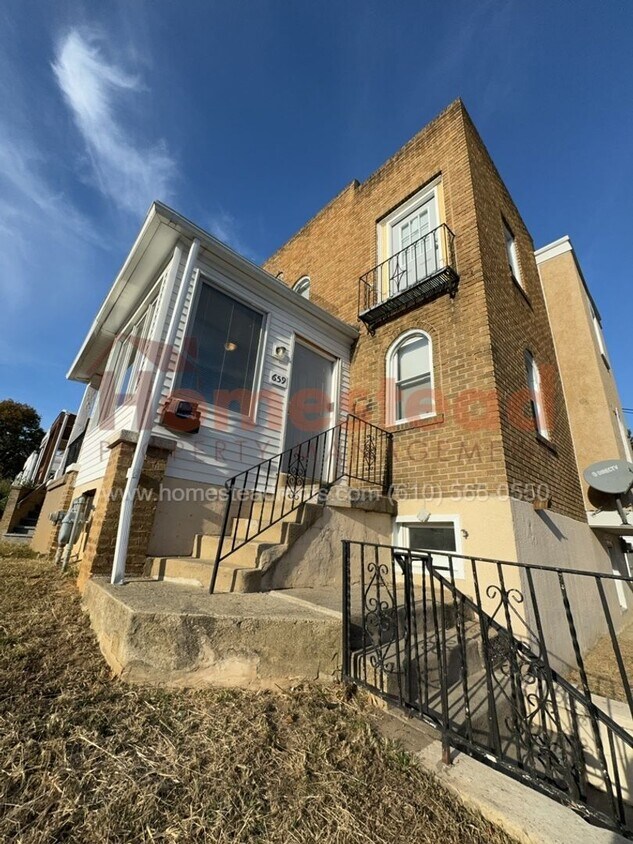 Primary Photo - 3 Bedroom in Upper Darby!