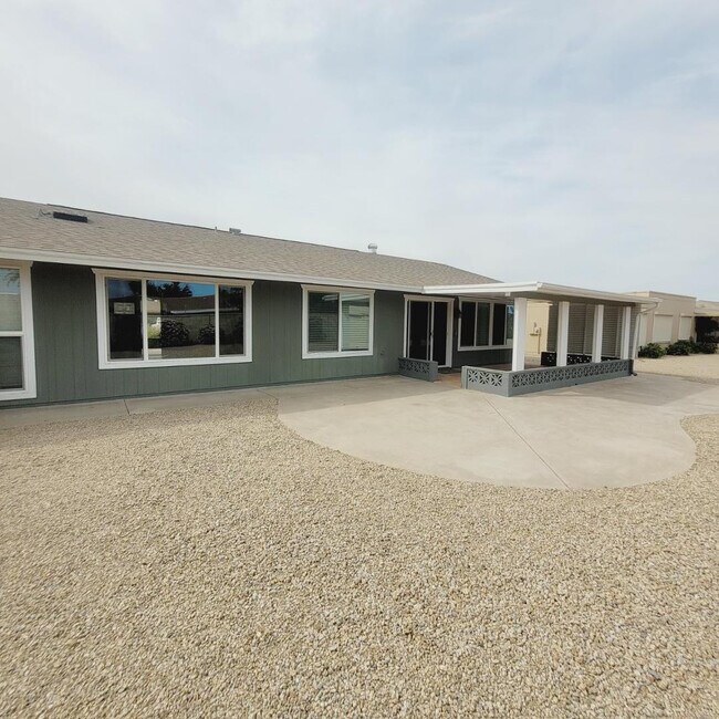 Foto del edificio - 14014 N Cameo Dr