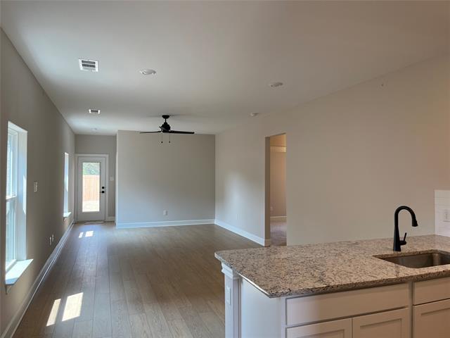 Foto del edificio - 1416 Windermere Wy