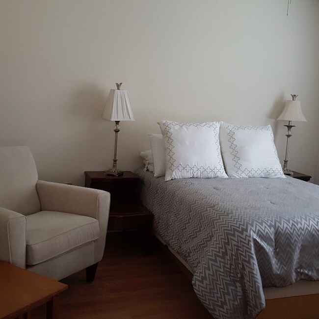 Foto del edificio - 626 Windcrest Dr