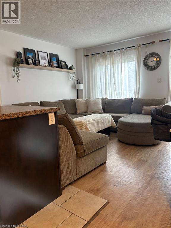 Building Photo - 20 McConkey Crescent