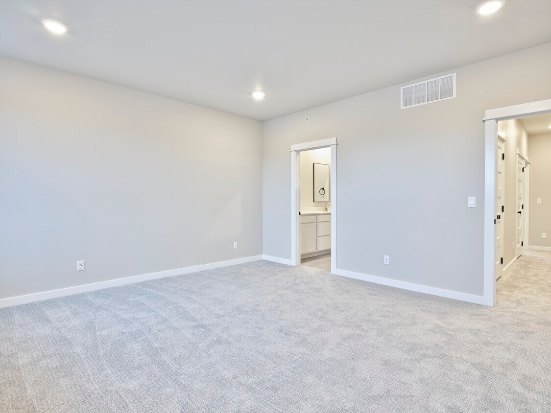 Building Photo - Westland Lofts