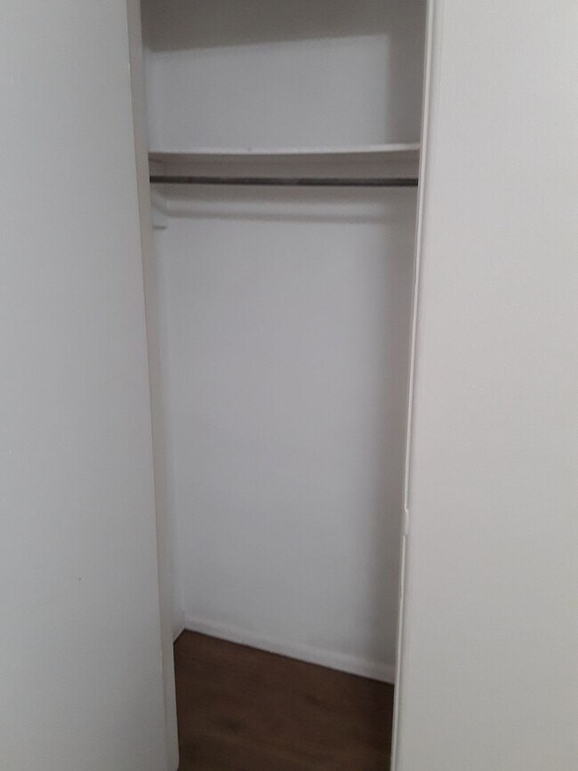 Building Photo - Great location two bedroom one bath with a...