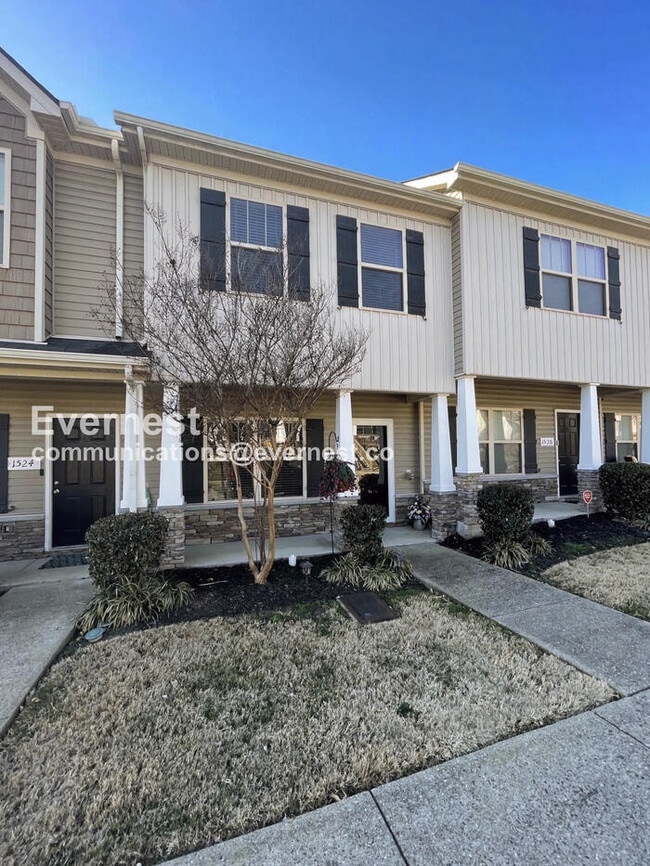 Building Photo - 1522 Sprucedale Dr