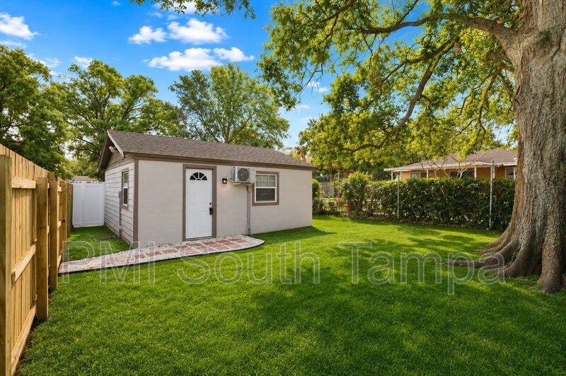 Photo - 2108 W St Louis St