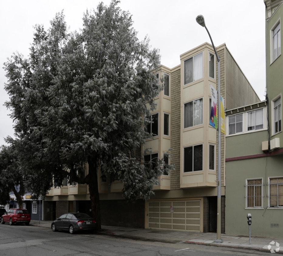Primary Photo - 3770 24th St