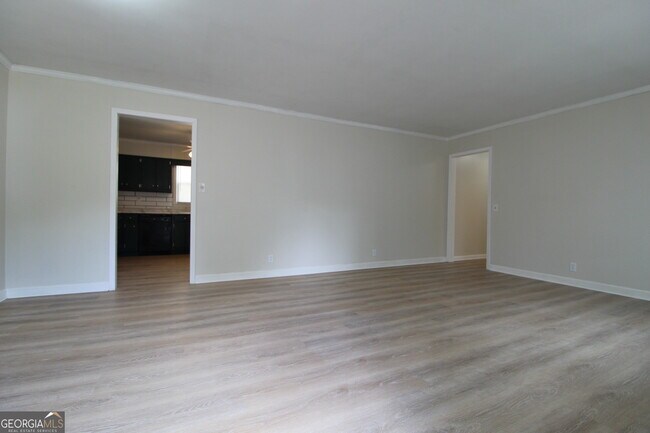 Foto del edificio - 504 N Ave NE