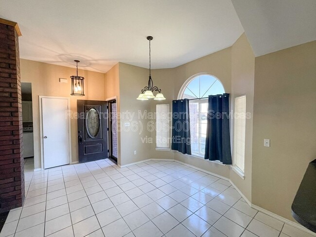 Building Photo - 209 Avenue L