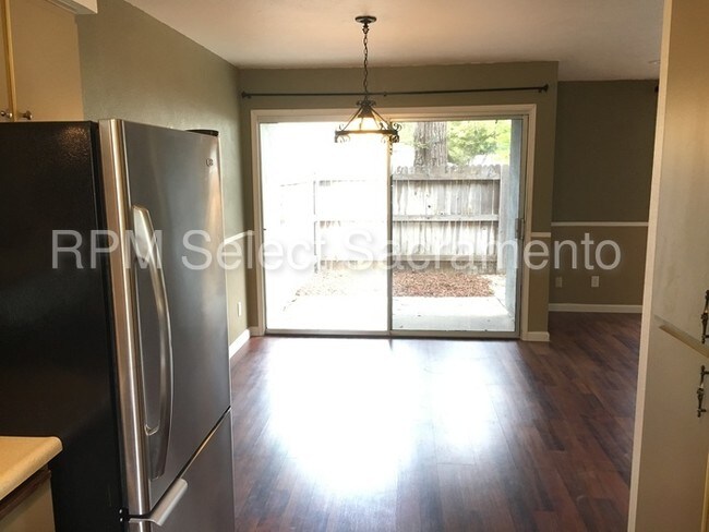 Foto del edificio - 663 Knollwood Dr