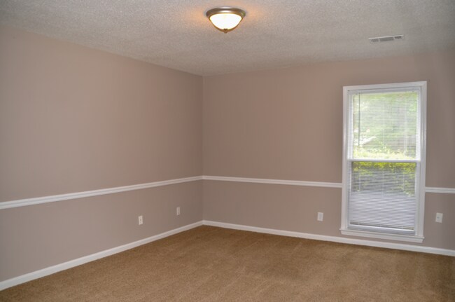 Foto del edificio - Spacious Home Available Now!