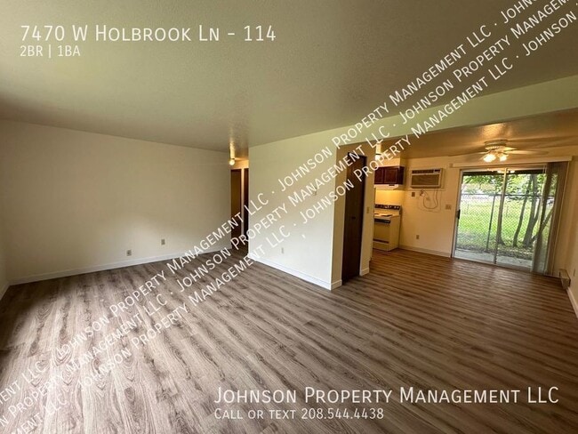 Building Photo - Central Boise downstairs 2 bed with new fl...