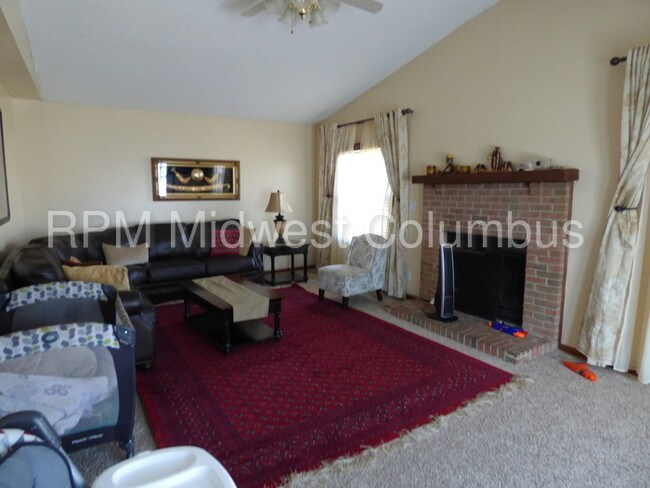 Building Photo - 758 Westray Dr
