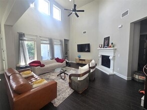 Building Photo - 340 Cross Timbers Dr