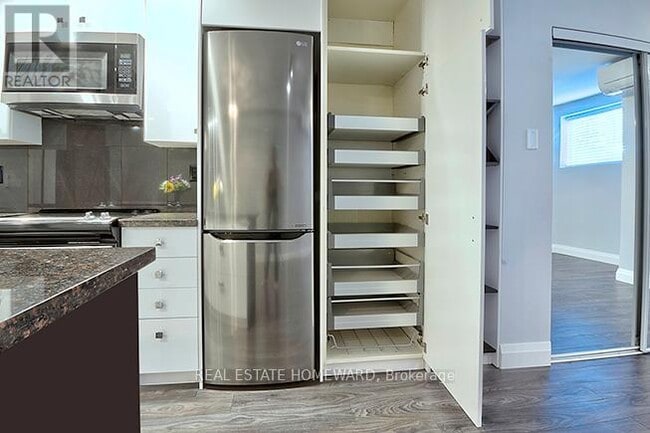 Building Photo - 49 McGee St