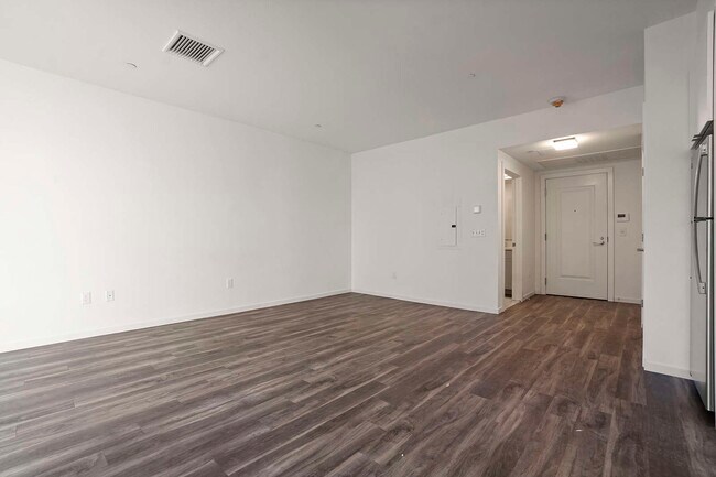 Foto del edificio - 839 Beacon