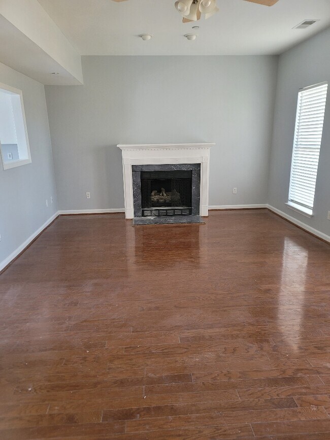 732 3rd St NE, Alabaster, AL 35007 Townhome Rentals in Alabaster AL