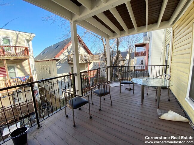 Foto del edificio - 55 Hillside St