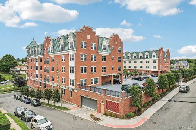 Building Photo - 201 Willett Ave