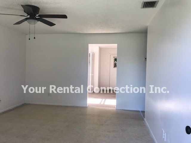 Building Photo - 2/1 Duplex - 3726 County Line Rd