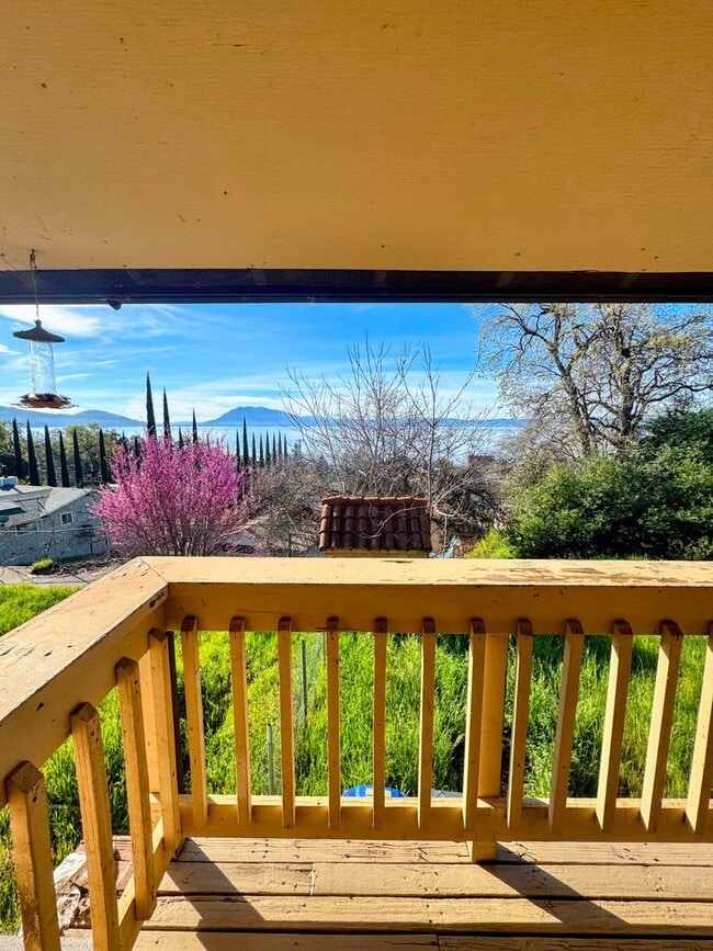 Building Photo - 3201 Springe St