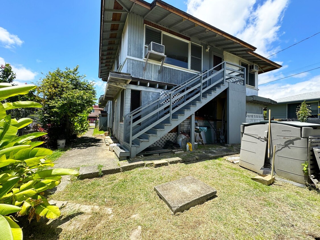 1659 Kino St Unit Lee / Wong - Back, Honolulu, HI 96819 - Room for Rent ...