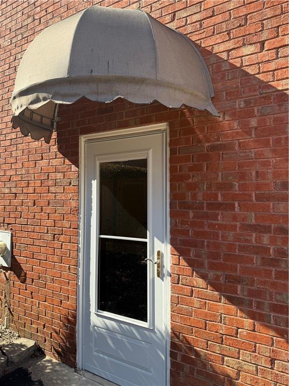 Foto del edificio - 1120 Lewis Ridge Cir