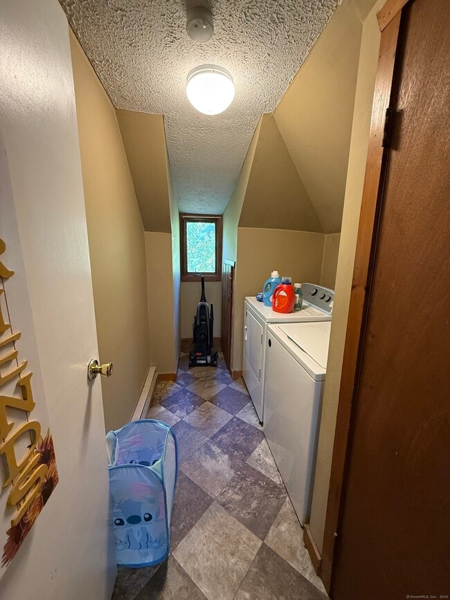 Building Photo - 56 Ingraham Pl