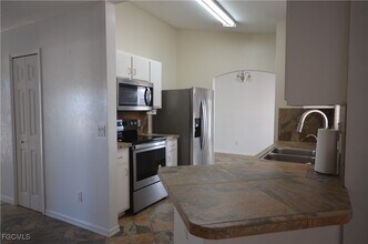 Building Photo - 1126 NW 2nd Ave