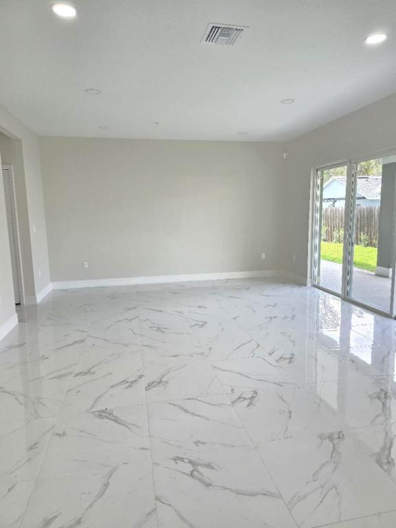 Foto del edificio - 4464 S Lake Orlando Pkwy