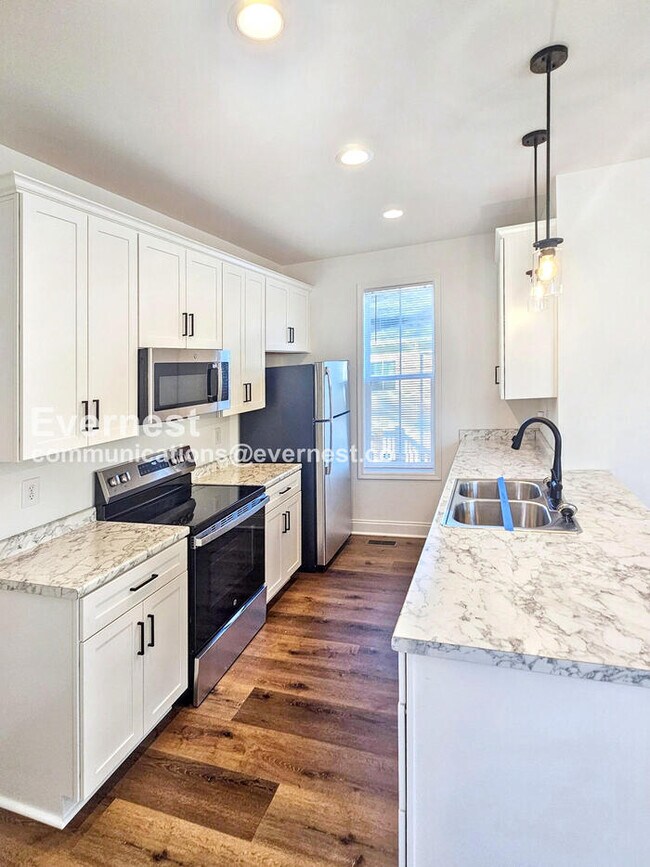 Foto del edificio - 112 W 21st Ave