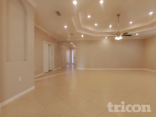 Building Photo - 1660 Luft Ln