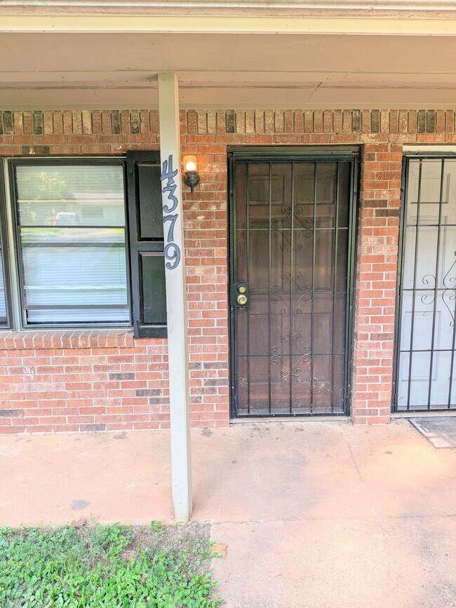 Building Photo - 4379 Springwood Terrace