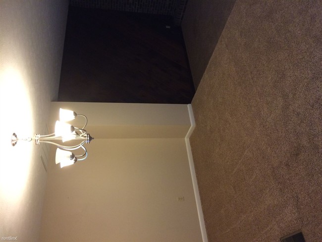 Foto del edificio - 326 Ridgewood Dr